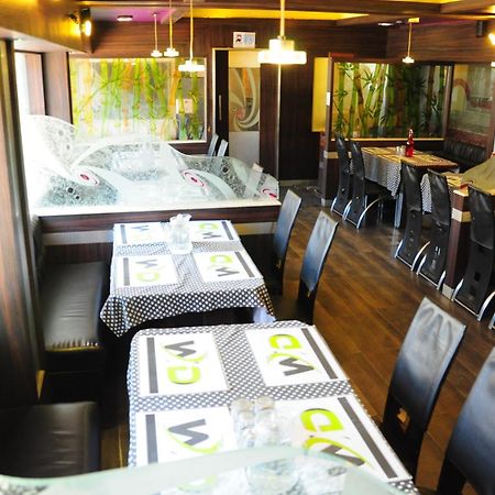 Hotel Venus Ooty Bagian luar foto